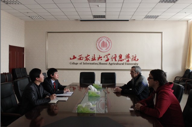 美国Akron大学文理科学院副院长John F.Zipp莅临我院交流访问