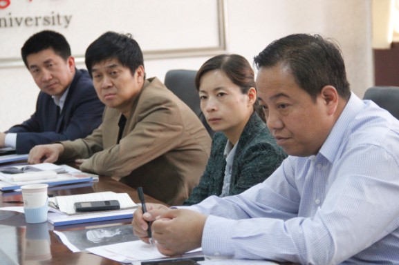 太谷县委副书记、县长武晓花视察学院建设工作