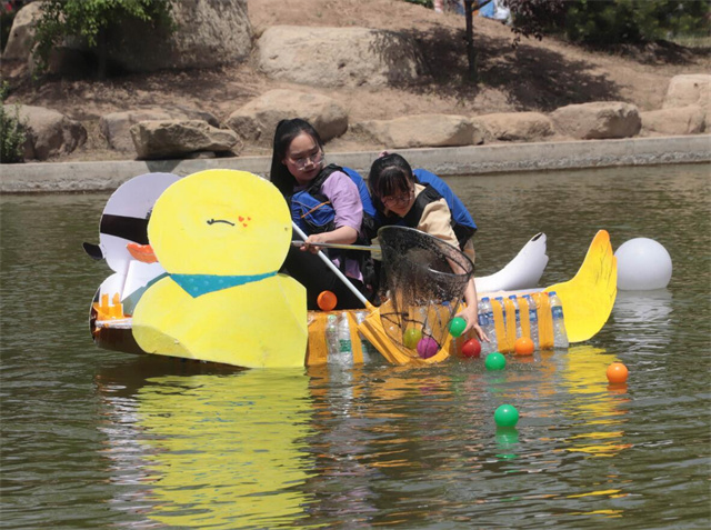 【山西日报】百余高校学子上演校园环保龙舟赛