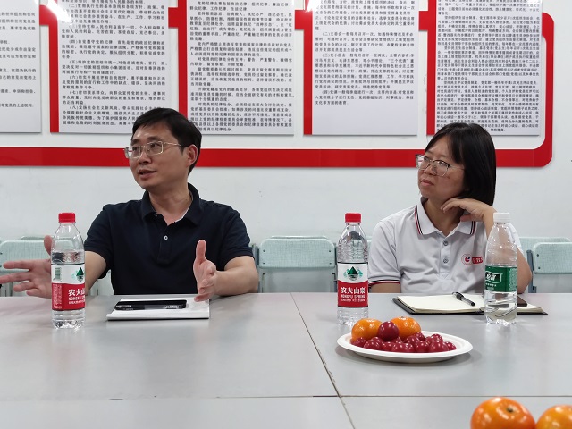 重庆移通学院赴我校开展“新商科”解读交流会