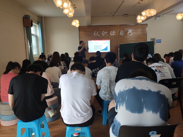 大数据学院、信息工程学院第15周学术报告