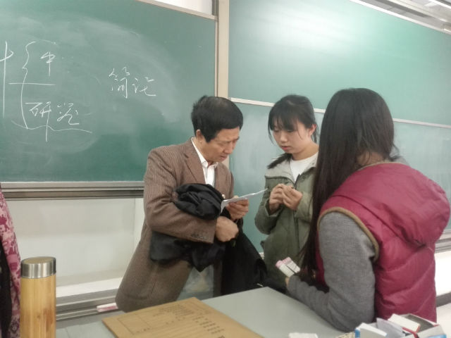 【专业教育】毕业论文,留一份最好的求学证明