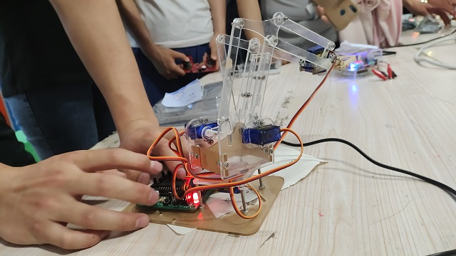 以赛展风采 交流促成长——我校第二届工科专业节火热进行中