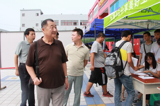 【迎新专题】学院2014年迎新工作全面展开