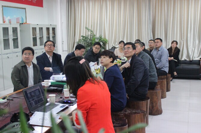 山西省学位办学士学位评审专家组莅临我院检查指导工作