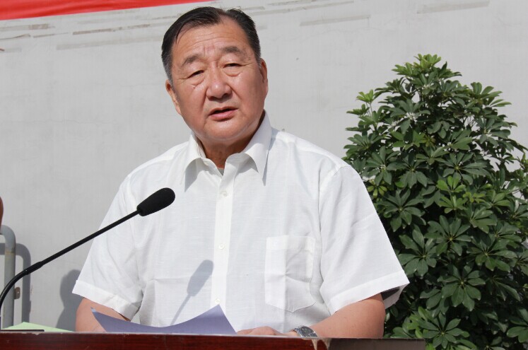 学院隆重举行2014级新生开学典礼暨军训动员大会