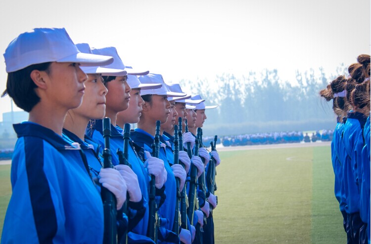 一场给力的汇报表演 一幕伤感的离别画面