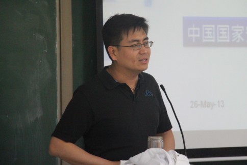 剑拔弩张的时刻