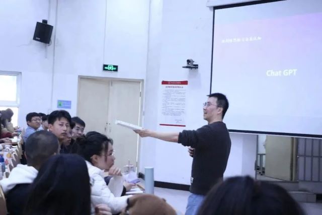 一起待花开,花开正当时——名师课堂开讲啦!