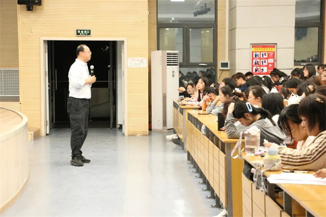 “数字”盛宴彰显“数智”精彩