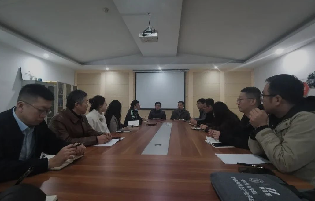 双体系创始人吕永生老师来校交流指导工作