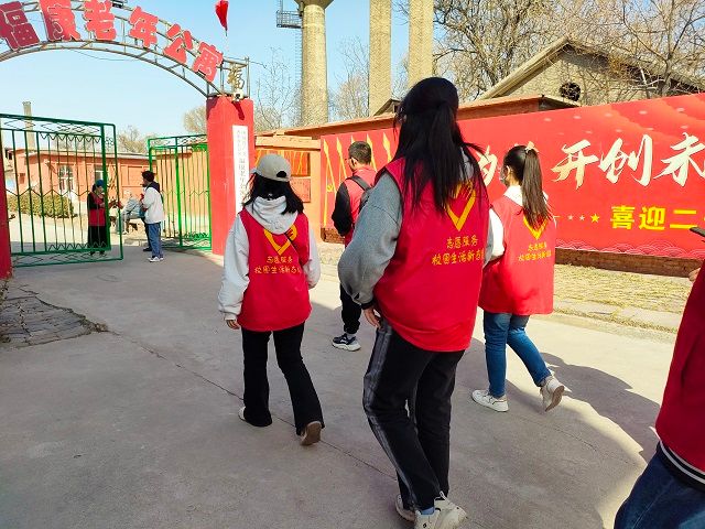 无边书院学子献青年爱心 情暖敬老院——“谷社谷乡”青年行动第22期:春风暖心 精神永传