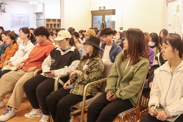 遇见更好的文学:成长与爱情的共绘——箕城书院联合创意写作学院举办“箕创文学沙龙”活动