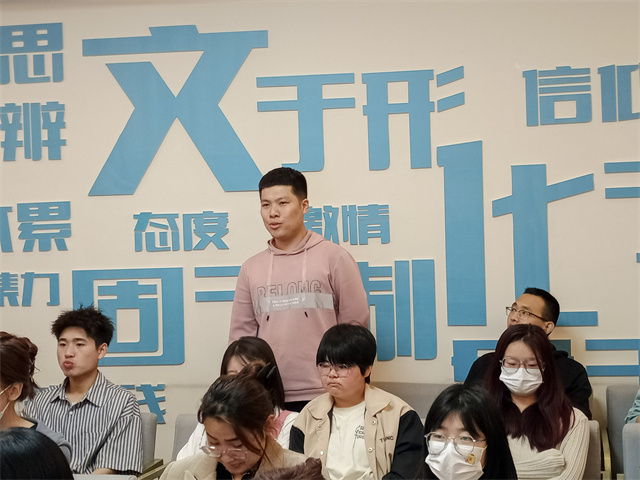 走进董明珠:像男人一样去战斗 像女人一样去生活——箕城书院举办“书式生活大咖阅读沙龙”第6期