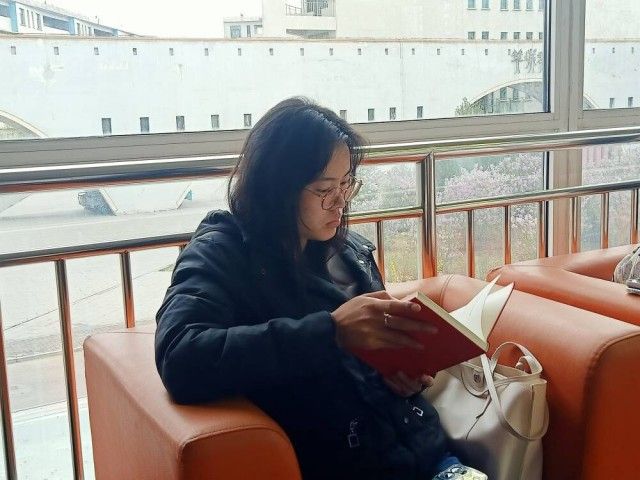 品独特书香 悟成功之道——第25期向商书屋:热爱·用心打造产品