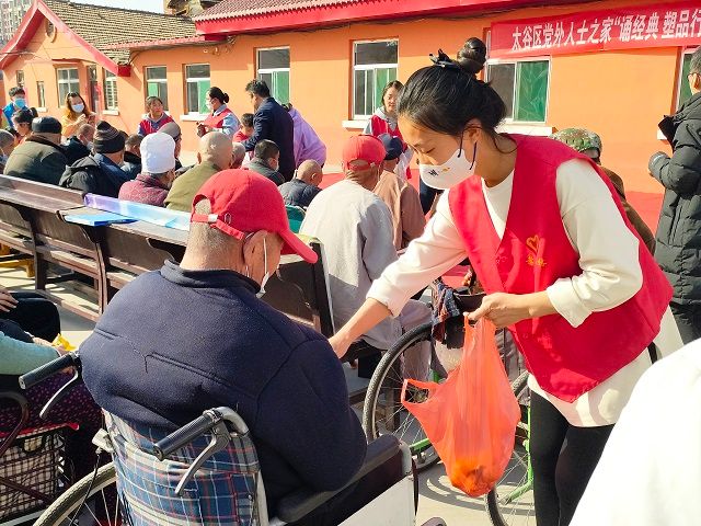 无边书院学子献青年爱心 情暖敬老院——“谷社谷乡”青年行动第22期:春风暖心 精神永传