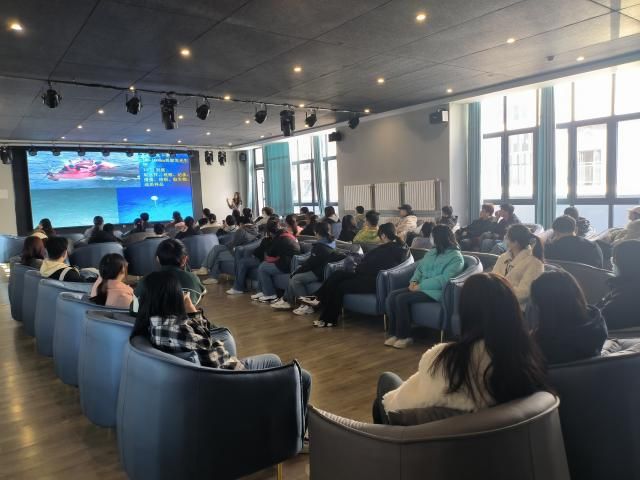 探深海寻南极 开启新视角——院长分享时间第1期:深海的奇迹
