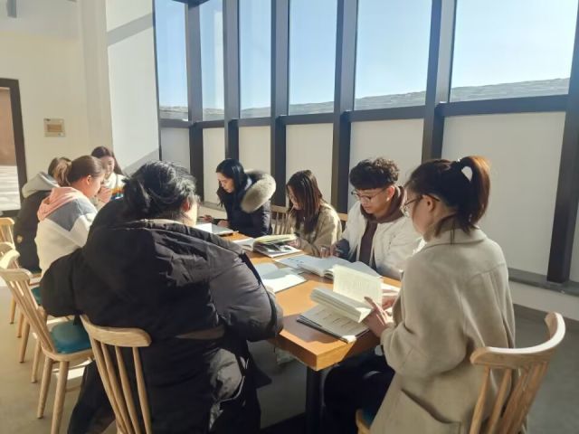 行墨心万里 拥书共春深——山顶读书会第1期:另一个角度的大咖书友交流