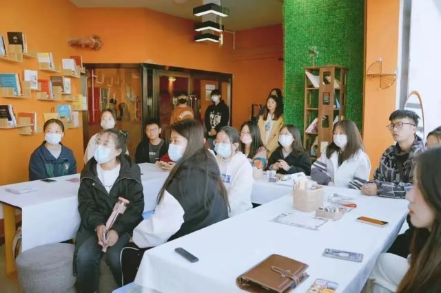 将电影装进手账 让思考成为永恒——青年之家第6期:开启你的电影手账之旅