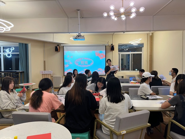 剪纸有约:剪一出十二生肖——箕城书院举办第4期“发扬传统文化 弘扬剪纸艺术”活动