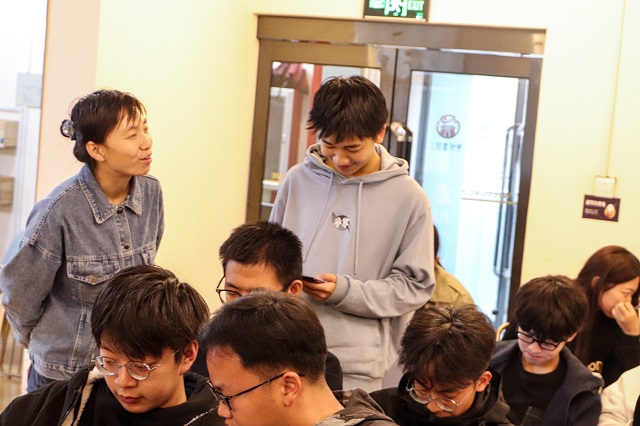 求知若渴 虚心若愚 少年与爱永不老去——箕城书院举办“书式生活大咖阅读沙龙”(第4期)