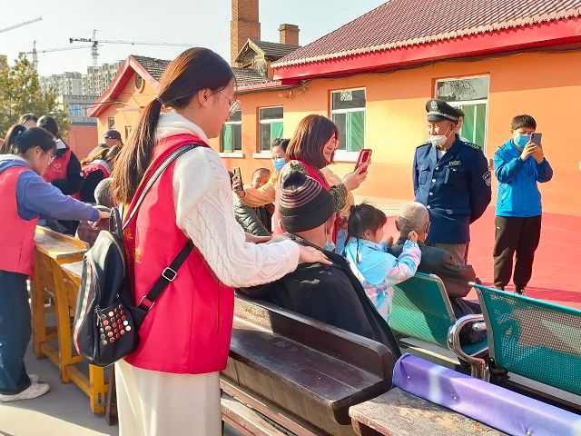 无边书院学子献青年爱心 情暖敬老院——“谷社谷乡”青年行动第22期:春风暖心 精神永传