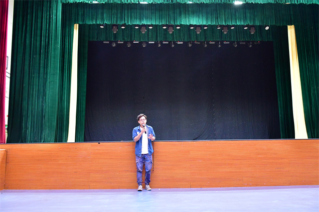 【科幻讲座】浪漫星辰点缀科幻宇宙