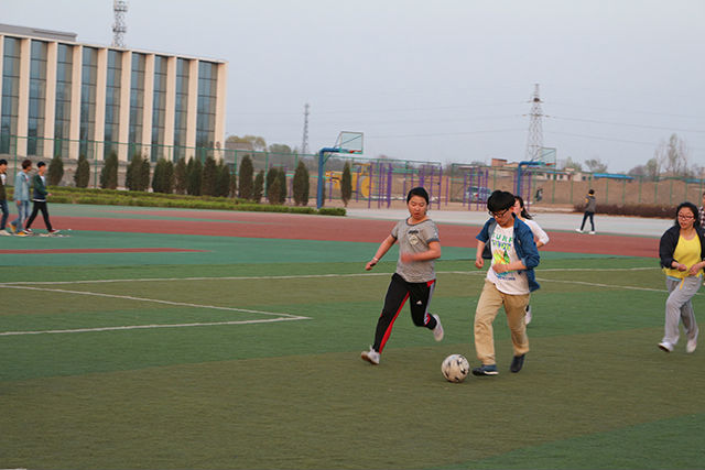 绿茵场上激情奔跑 工管女足共创辉煌——工管系女足选拔赛圆满结束