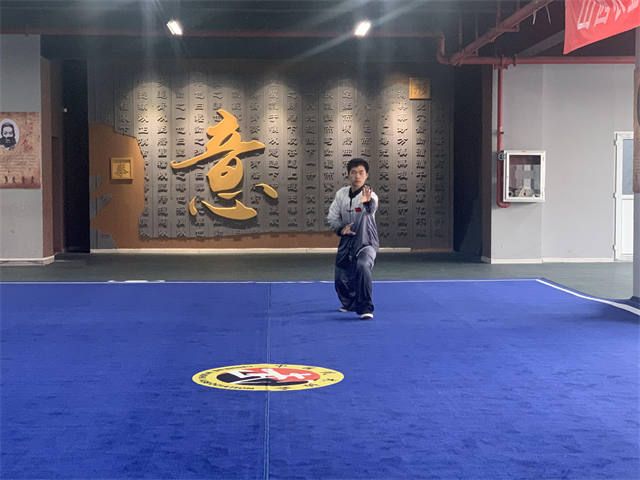 15项个人荣誉,4项集体荣誉,我校武术队在2022年山西省学生武术锦标赛中取得佳绩!