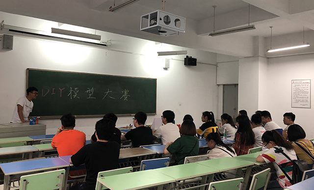 【完满班级】无声的广告