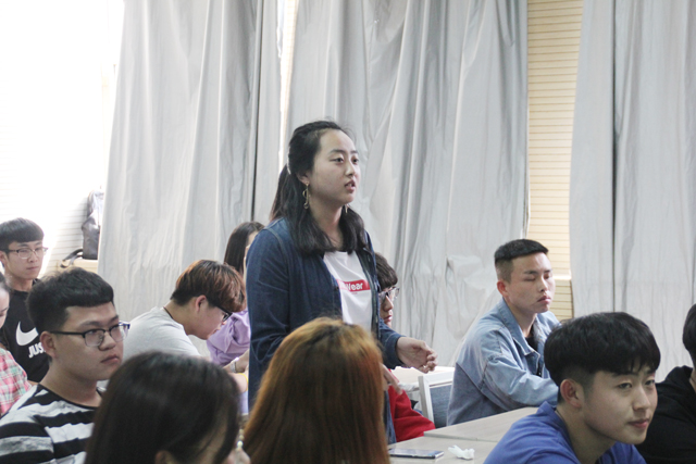 用心灵去找寻未来 用真诚去打造事业