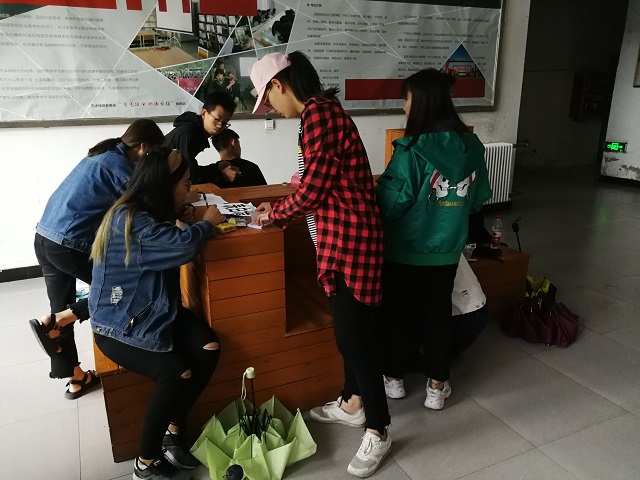 【暖心工程】“520”为爱发声大作战 ——艺术传媒学院 “北城社区”文明志愿服务活动第7期