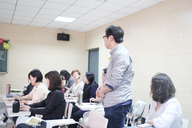 用心灵去找寻未来 用真诚去打造事业