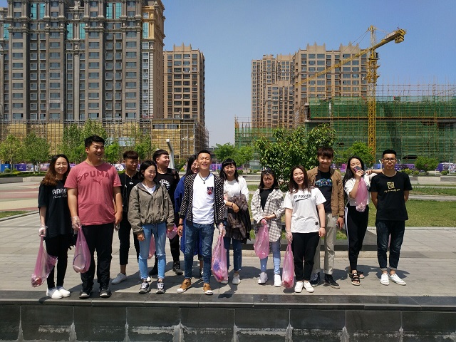 【暖心工程】仰望蓝天 种下绿色希望 ——艺术传媒学院 “北城社区”文明志愿服务活动第5期