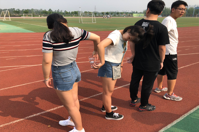 【完满班级】传水接力一起high