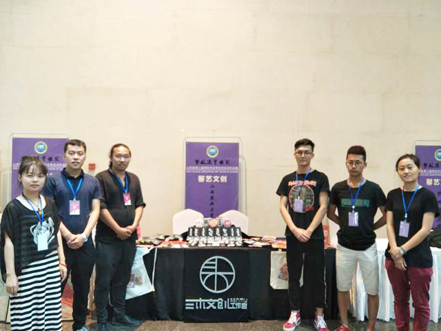 【毕设作品】“馨”火相传 艺创文遗——艺术传媒学院“三木文创工作室”作品亮相山西省第三届高校毕业季优秀美术作品展