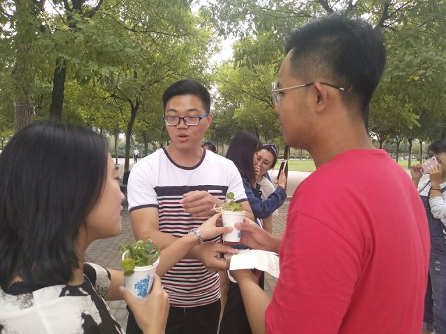 【传递正能量】出行公益 感动并存