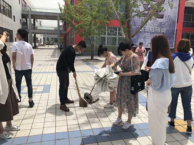 【完满班级】阳光奉献 爱洒校园