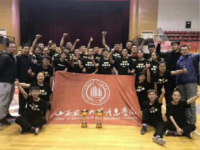 【就业创业·青年有话说】用“坚持”诠释青春